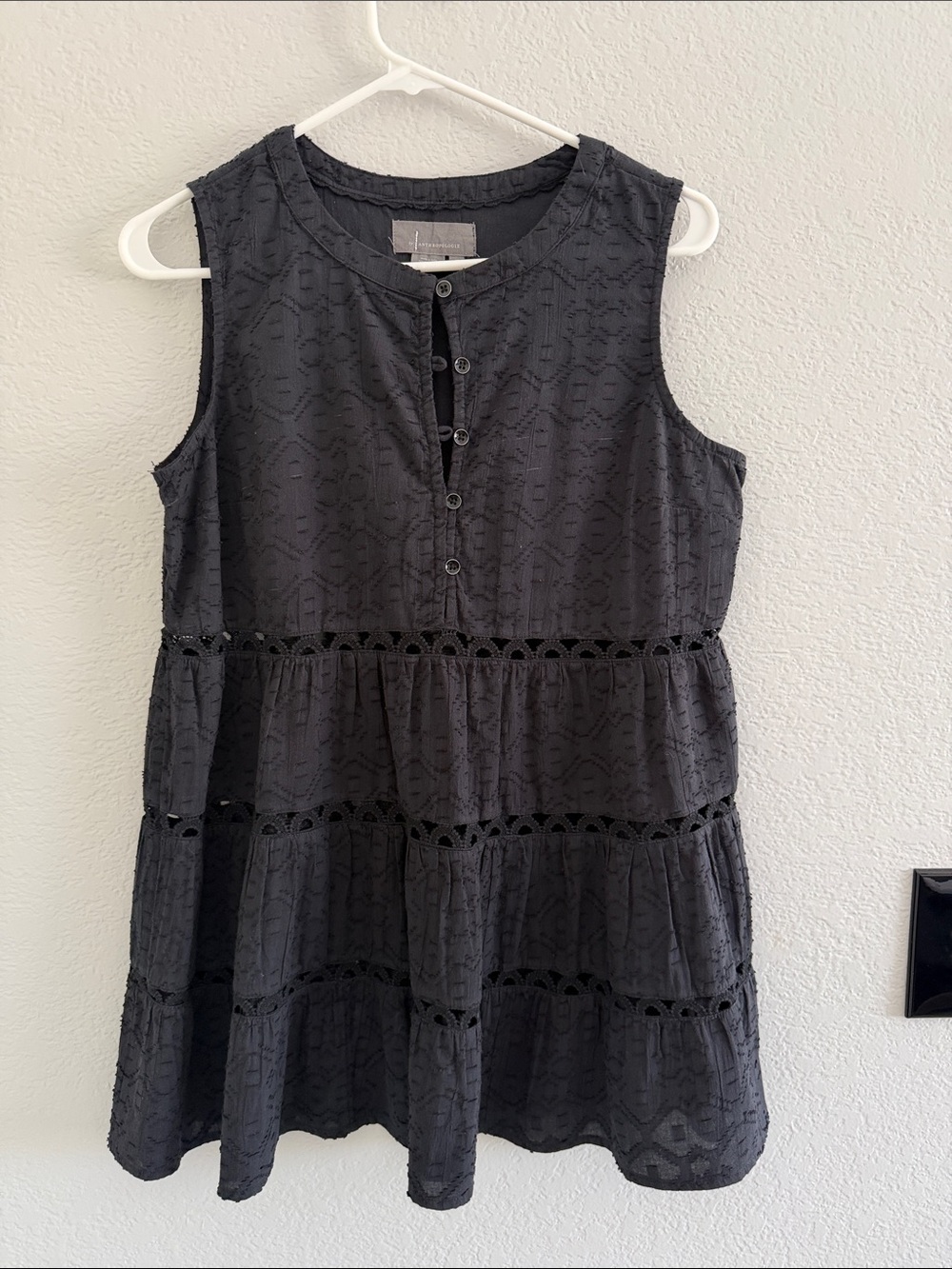 ANTHROPOLOGIE Black Sleeveless Tiered Eyelet Tunic